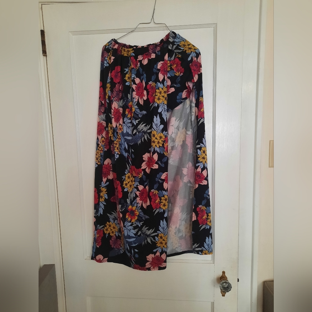 Poof New York Skirt